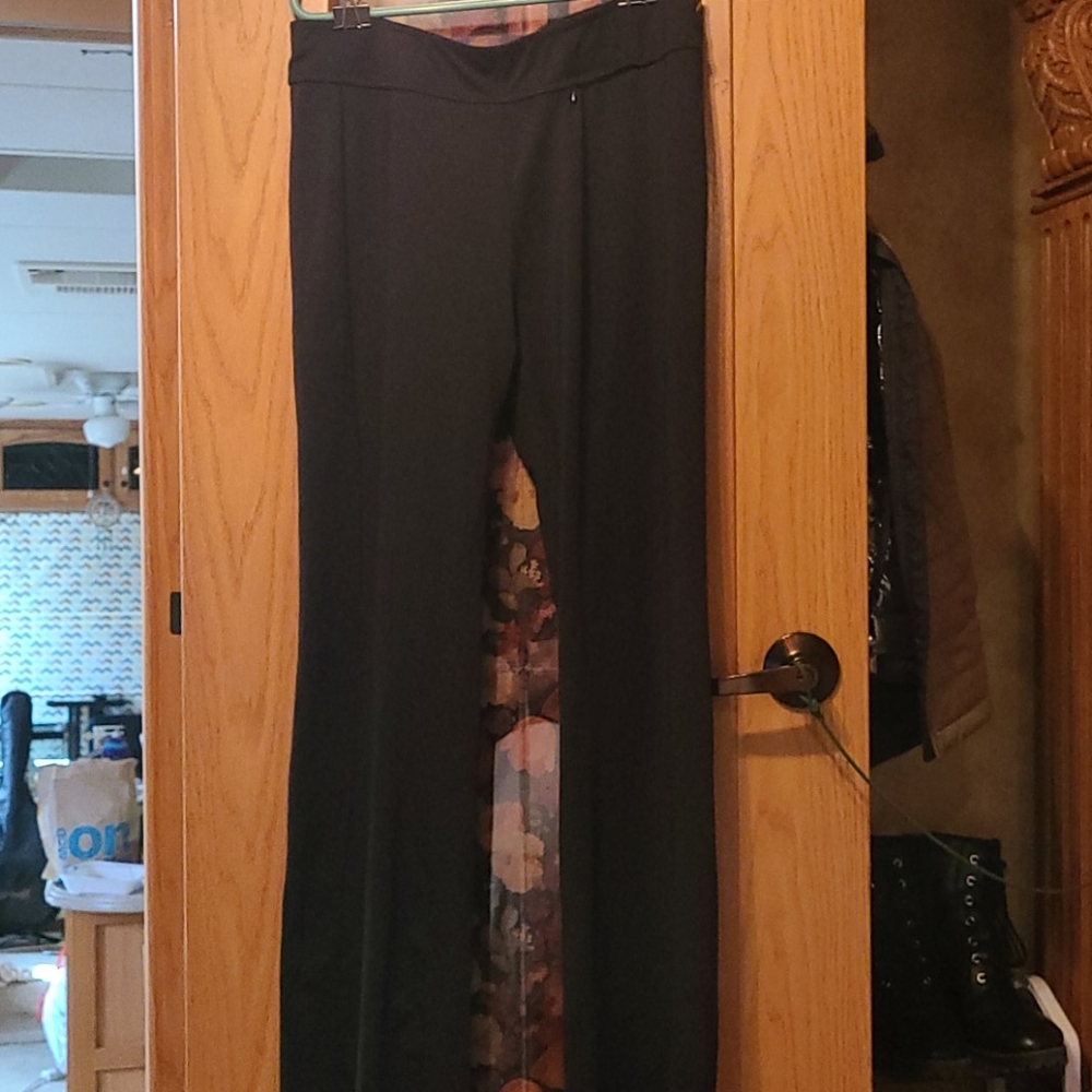 Yoga pants